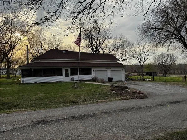 $184,500 | 710 North Caldwell Street, Burlington Junction, MO 64428