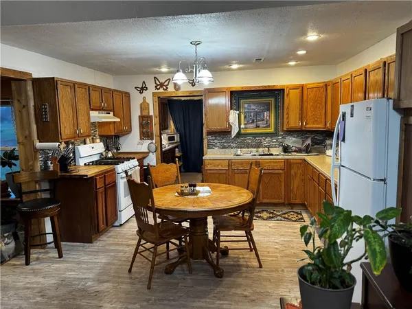 $184,500 | 710 North Caldwell Street, Burlington Junction, MO 64428