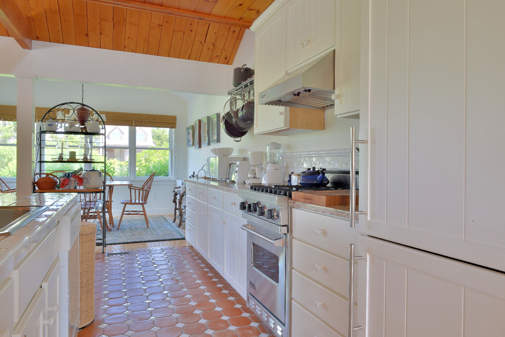 119 Eel Point Road Nantucket, MA 02554 - Photo 15 of 40 Gallery Image 15