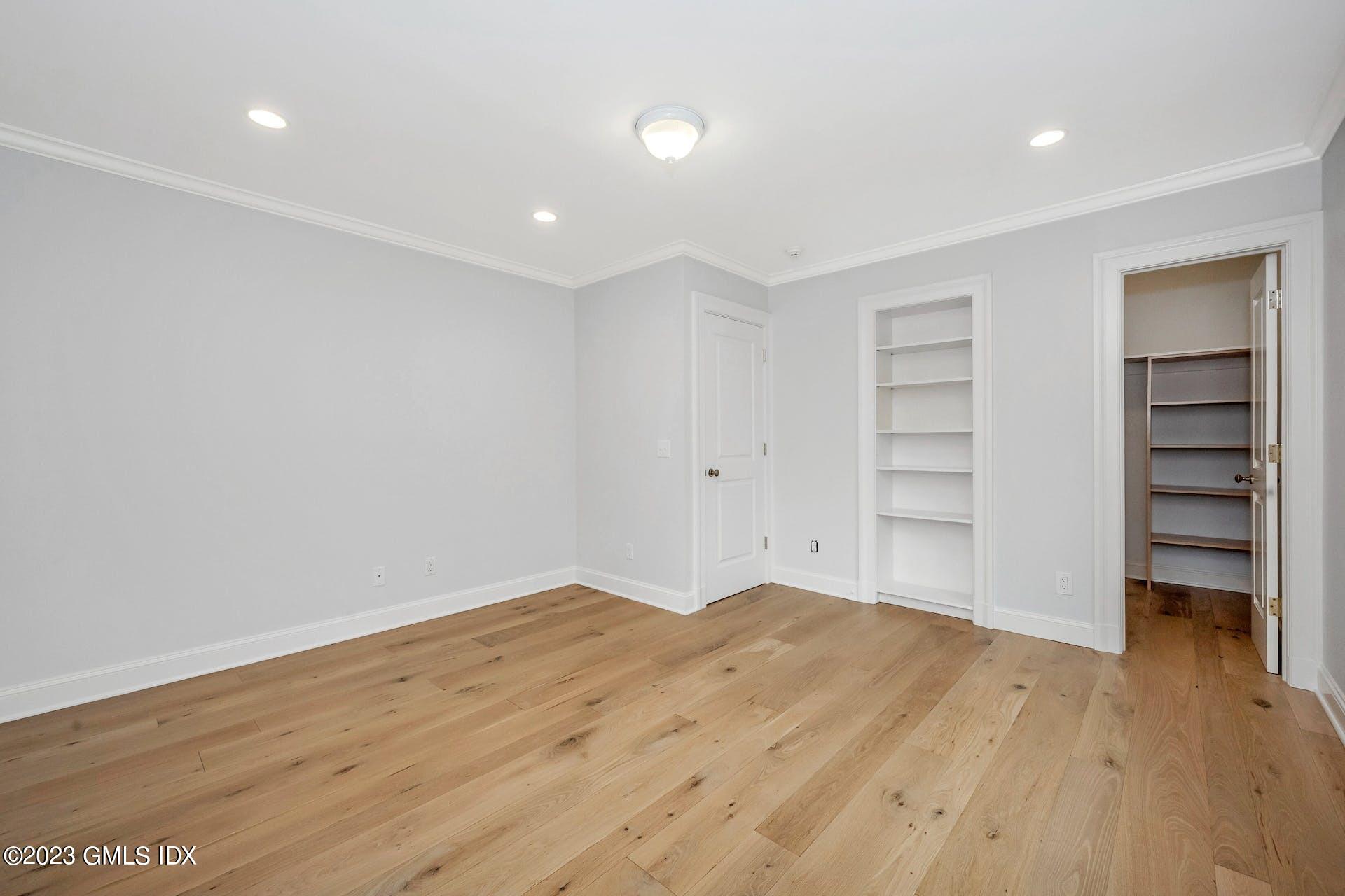 10 Thorn Hill Road Riverside, CT 06878 - Photo 18 of 29 020-451977-MTZ_3258_12844945