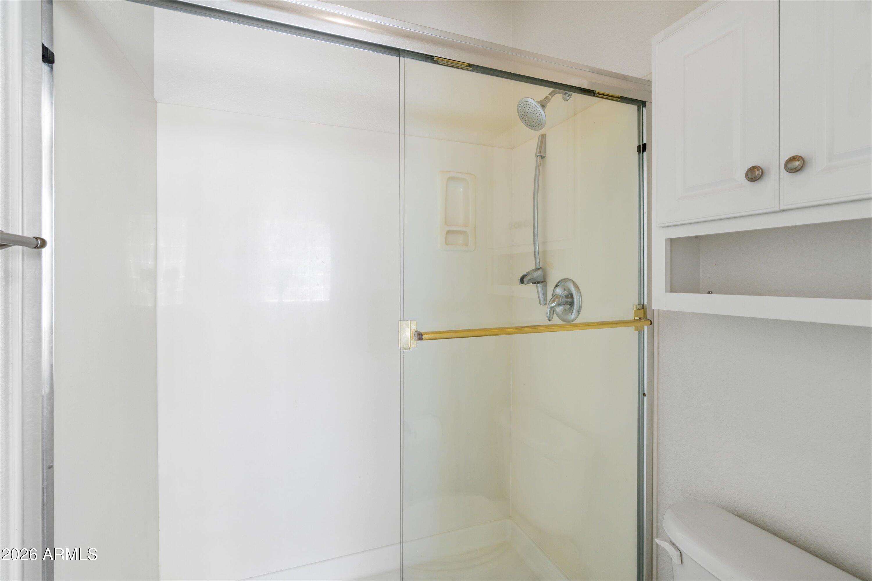 28619 North Nobel Road Phoenix, AZ 85085 - Photo 20 of 36 24-Primary Bathroom