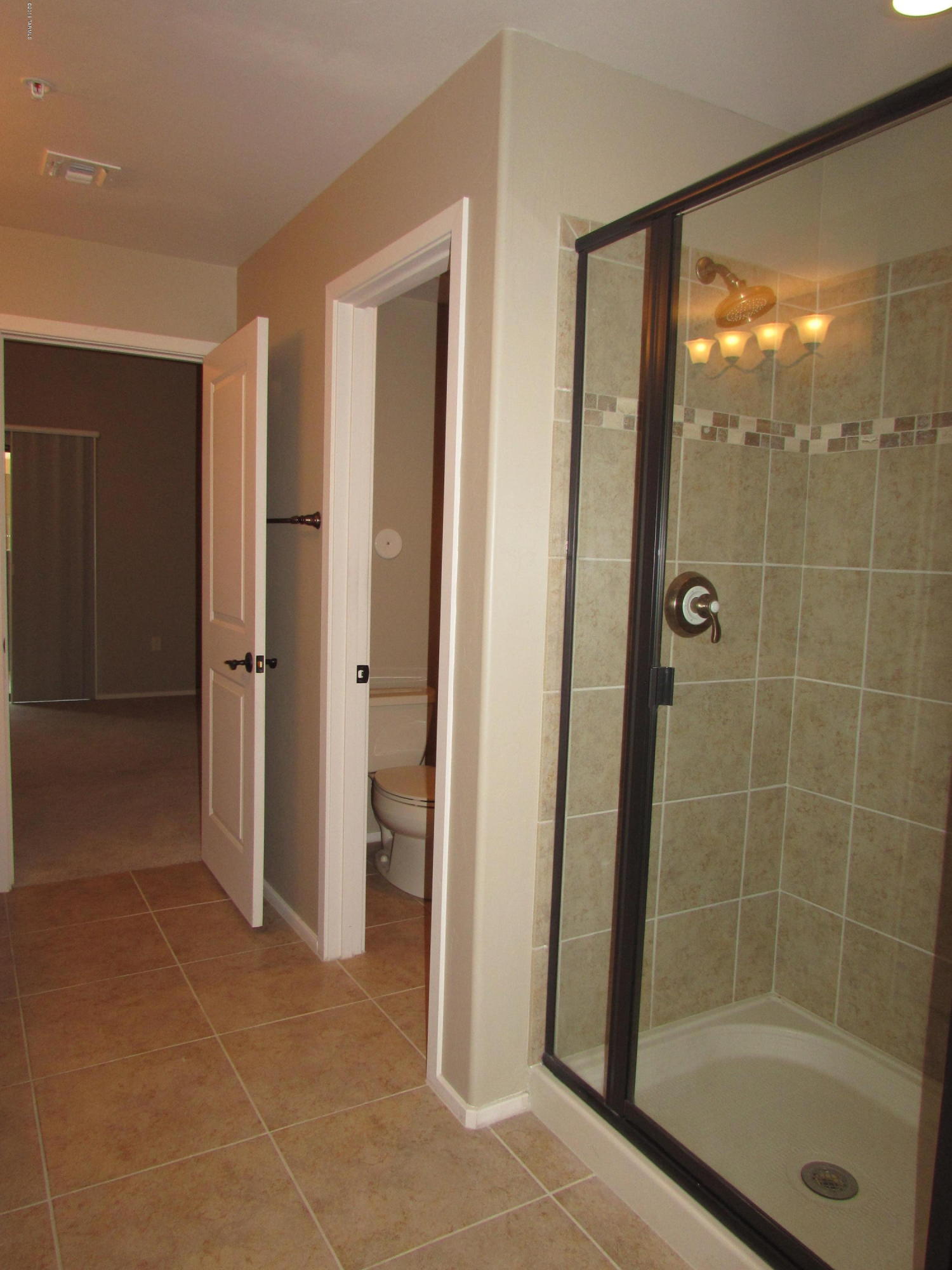 2018 East River Road, Unit 103 Tucson, AZ 85718 - Photo 7 of 12