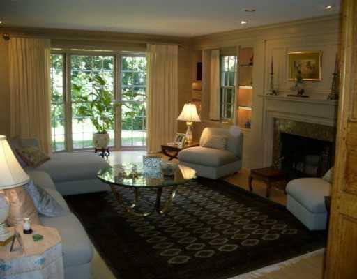 Living Room. 