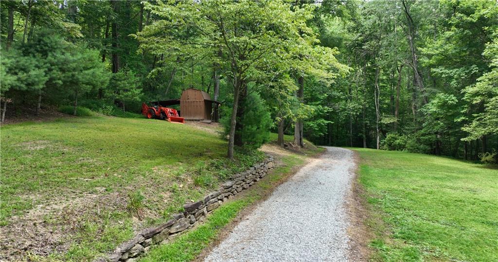 1612 Fall Creek Road Purlear, NC 28665 - Photo 15 of 49