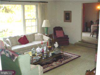 1276 Thomas Road Wayne, PA 19087 - Photo 3 of 6