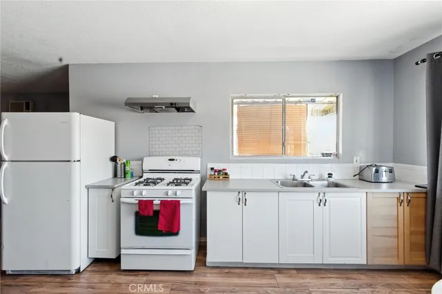 $1,095,000 | 5332 East Beverly Boulevard, Los Angeles, CA 90022