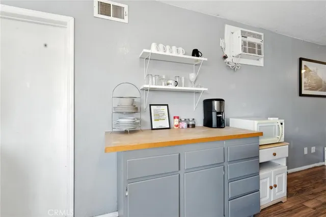 $1,095,000 | 5332 East Beverly Boulevard, Los Angeles, CA 90022