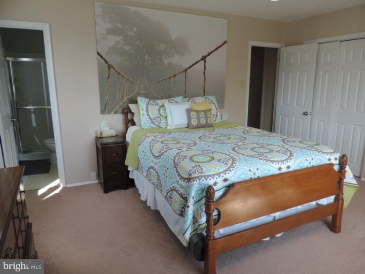 136 Rotterdam Road North Holland, PA 18966 - Photo 15 of 24 Master Bedroom