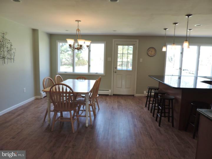 136 Rotterdam Road North Holland, PA 18966 - Photo 7 of 24 Breakfast Room