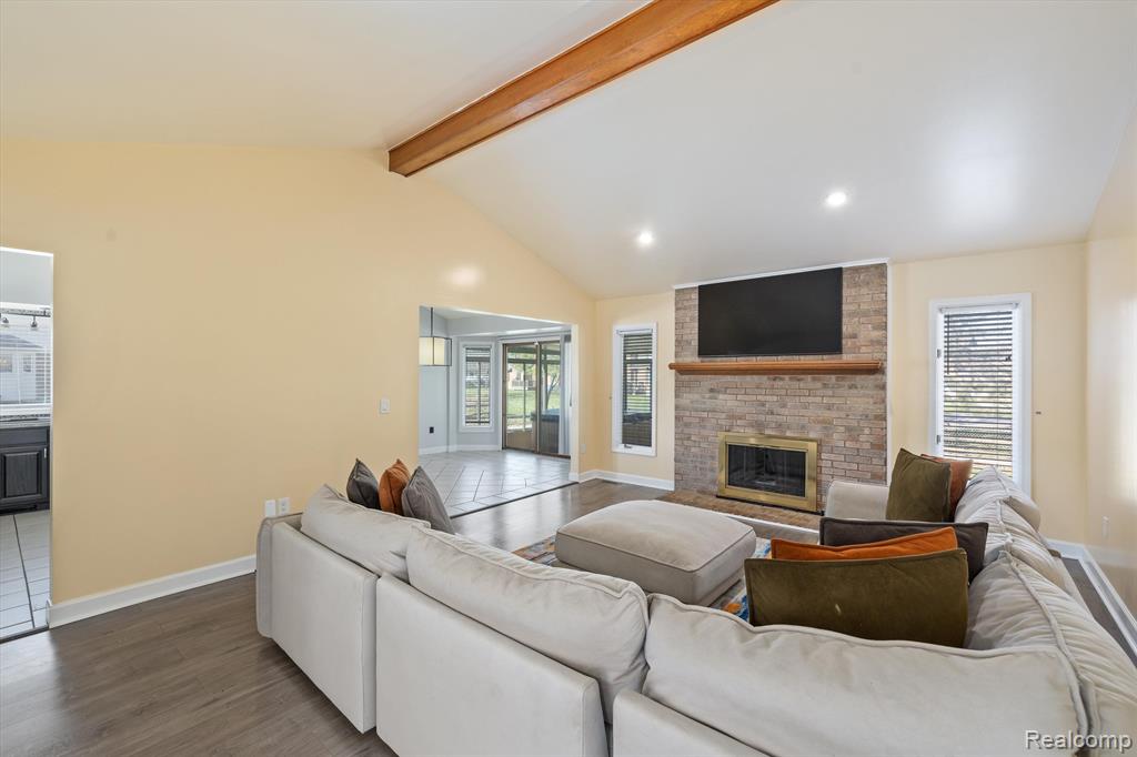 33565 Mulvey Road Fraser, MI 48026 - Photo 10 of 39