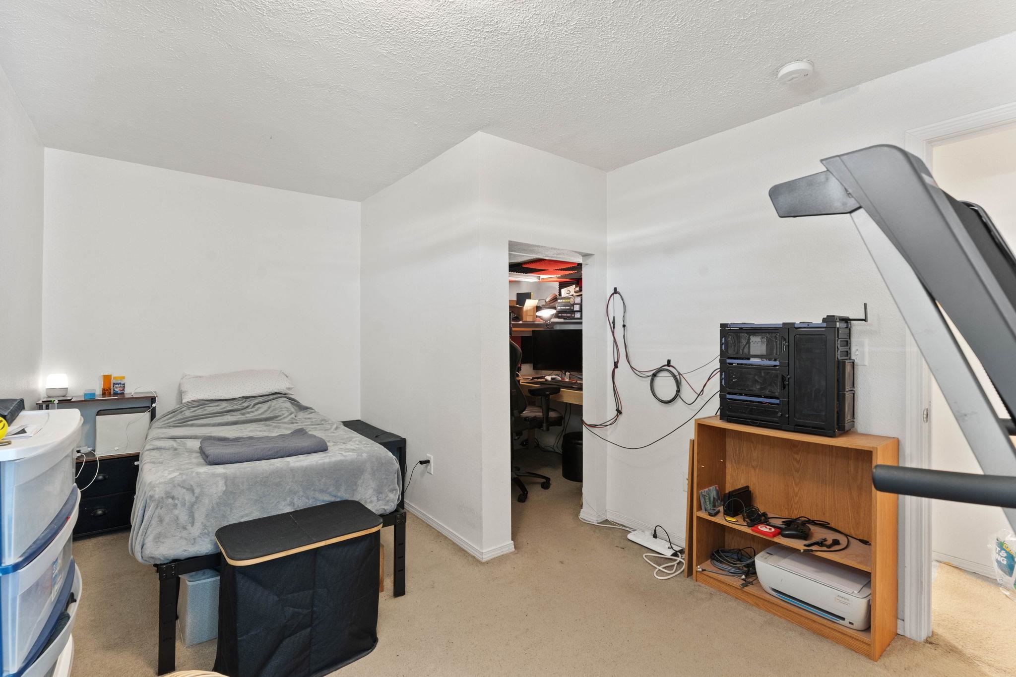 323 South Pittsburg Street Spokane, WA 99202 - Photo 16 of 29