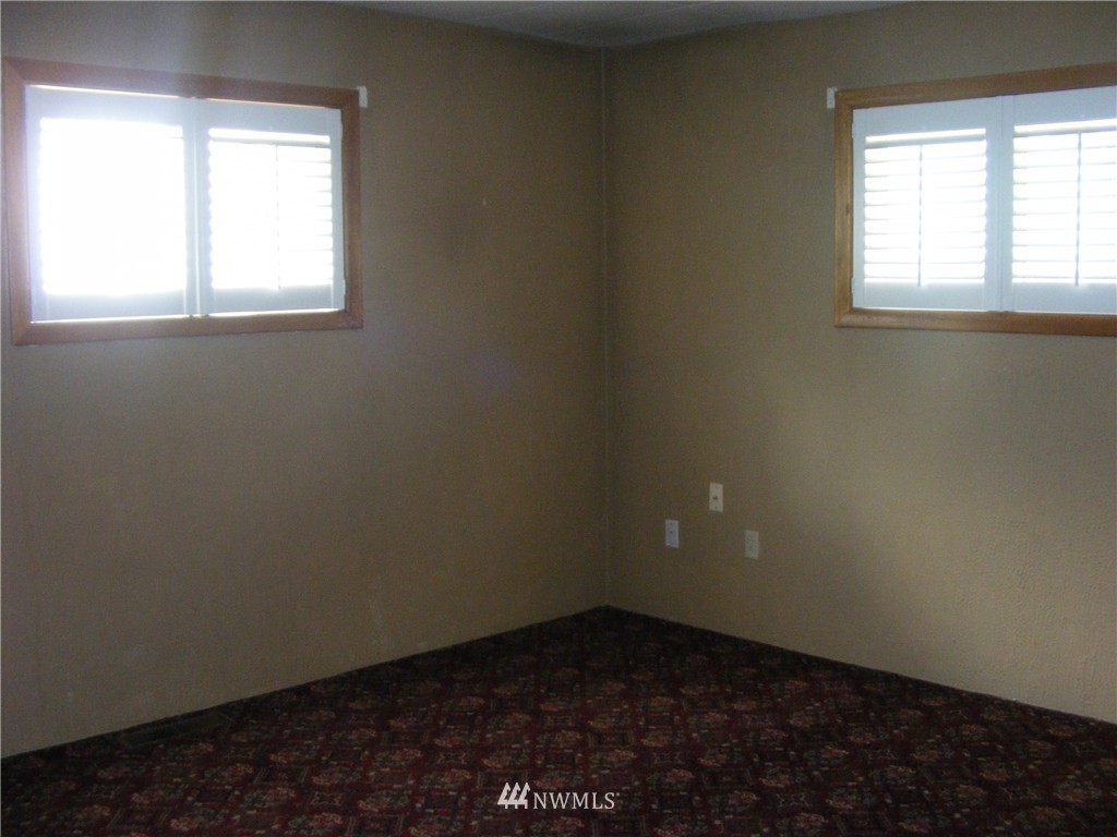 12149 Vail Road Southeast Yelm, WA 98597 - Photo 10 of 11 Gallery Image 10