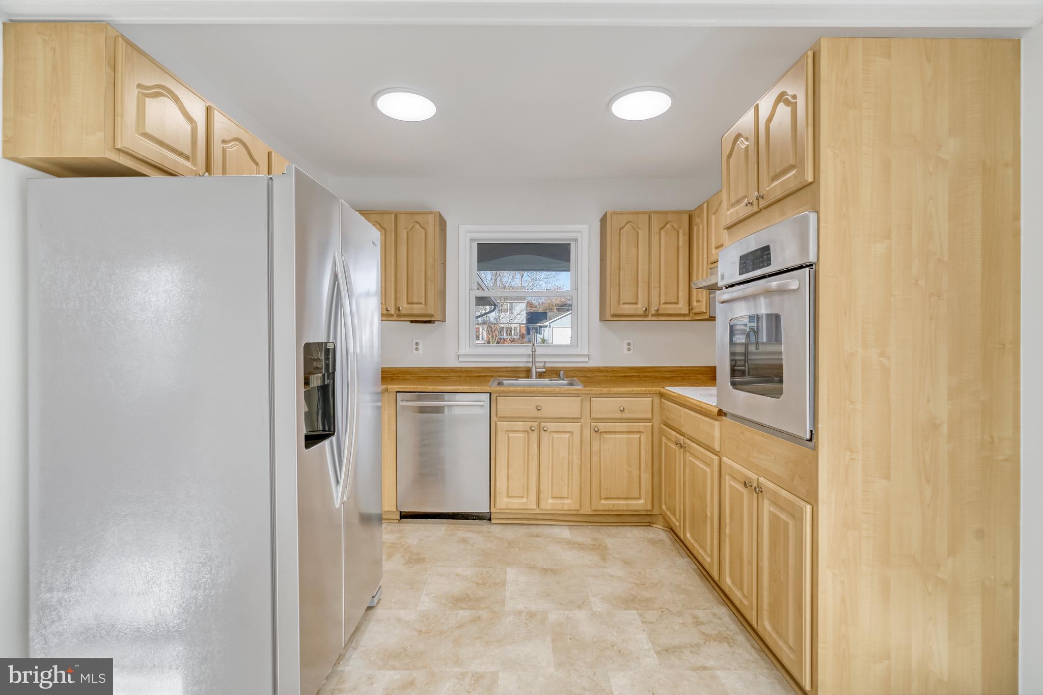 13107 Poplar Tree Road Fairfax, VA 22033 - Photo 18 of 51 Gallery Image 18