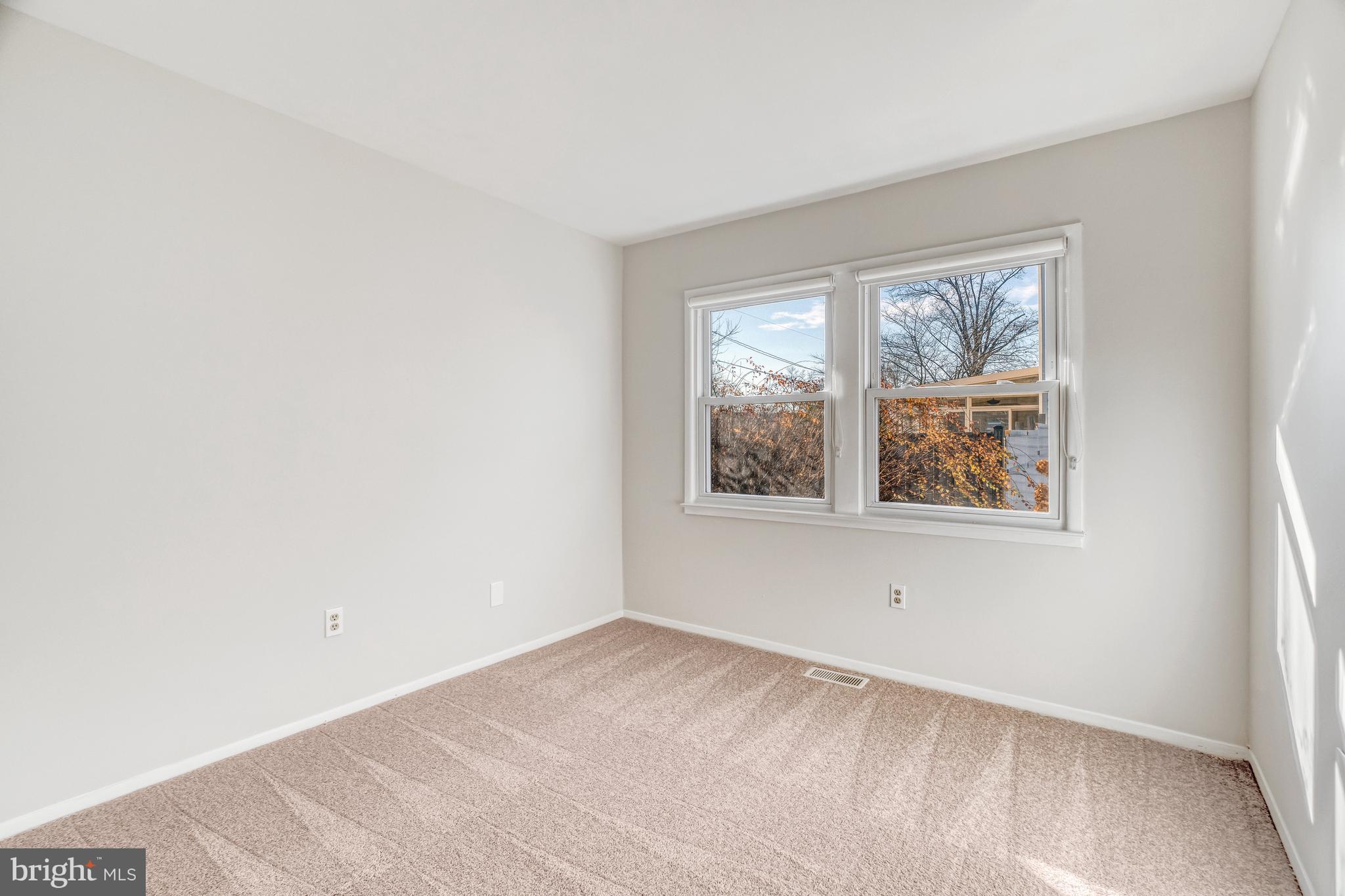 13107 Poplar Tree Road Fairfax, VA 22033 - Photo 28 of 51 Gallery Image 28