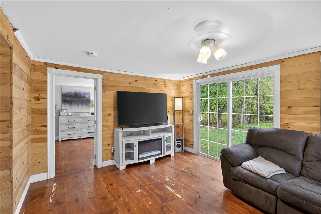 6 North Road Foster, RI 02825 - Photo 10 of 49 Gallery Image 10