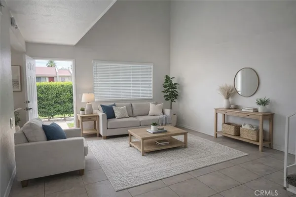 $2,195 | 51080 Eisenhower Drive, Unit 27, La Quinta, CA 92253