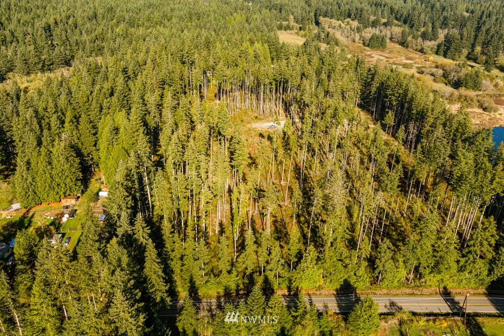 3 Cultus Bay Road Clinton, WA 98236 - Photo 11 of 25 Gallery Image 11