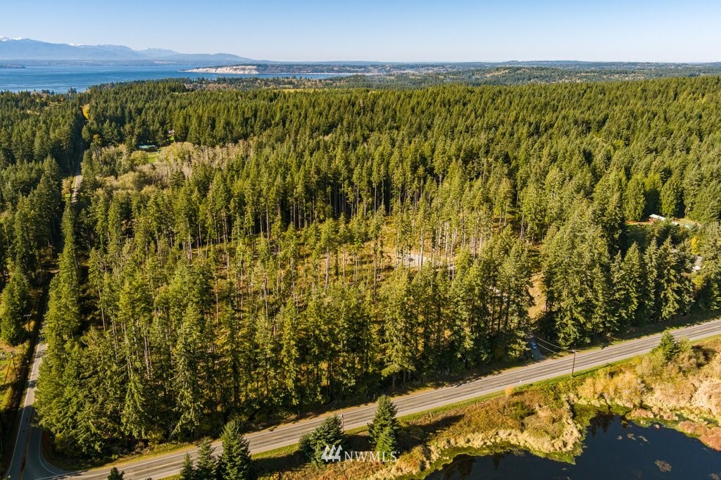 3 Cultus Bay Road Clinton, WA 98236 - Photo 17 of 25 Gallery Image 17