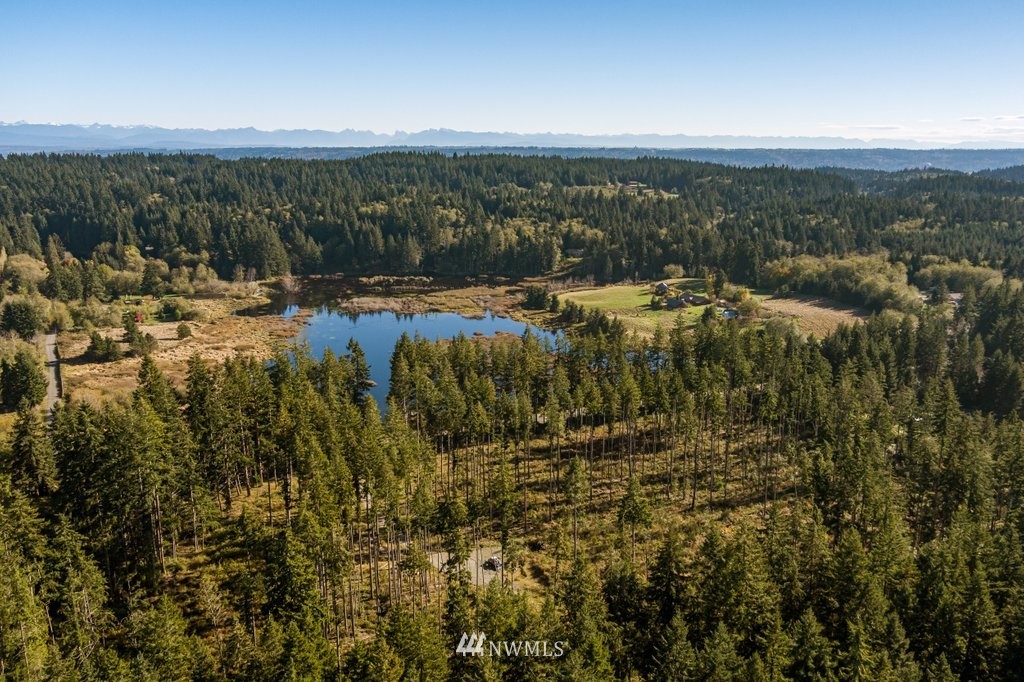 3 Cultus Bay Road Clinton, WA 98236 - Photo 7 of 25 Gallery Image 7