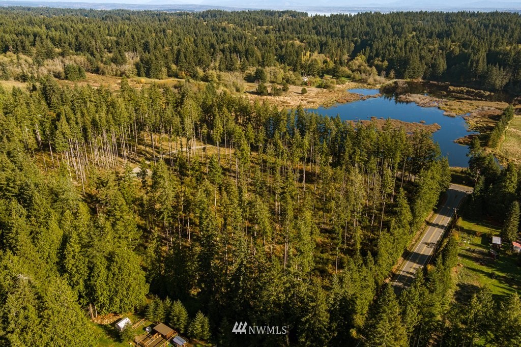 3 Cultus Bay Road Clinton, WA 98236 - Photo 9 of 25 Gallery Image 9