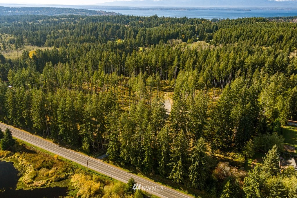 3 Cultus Bay Road Clinton, WA 98236 - Photo 10 of 25 Gallery Image 10