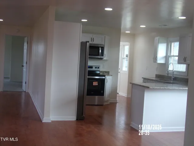 $475,000 | 915 Muddy Creek Road, Piney Flats, TN 37686