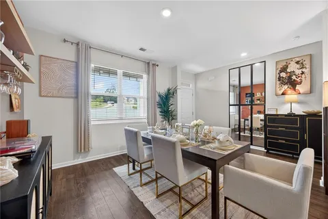 $425,000 | 1253 Richmond Court Southeast, Atlanta, GA 30354