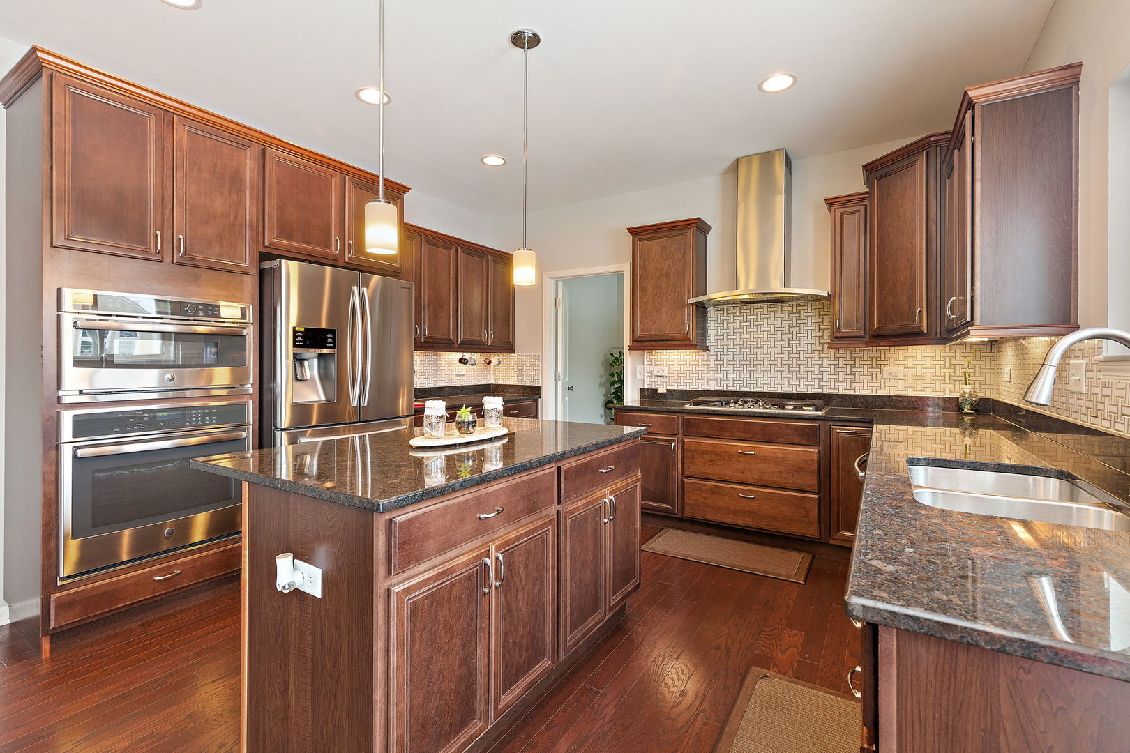 3529 English Prairie Road Elgin, IL 60124 - Photo 8 of 25