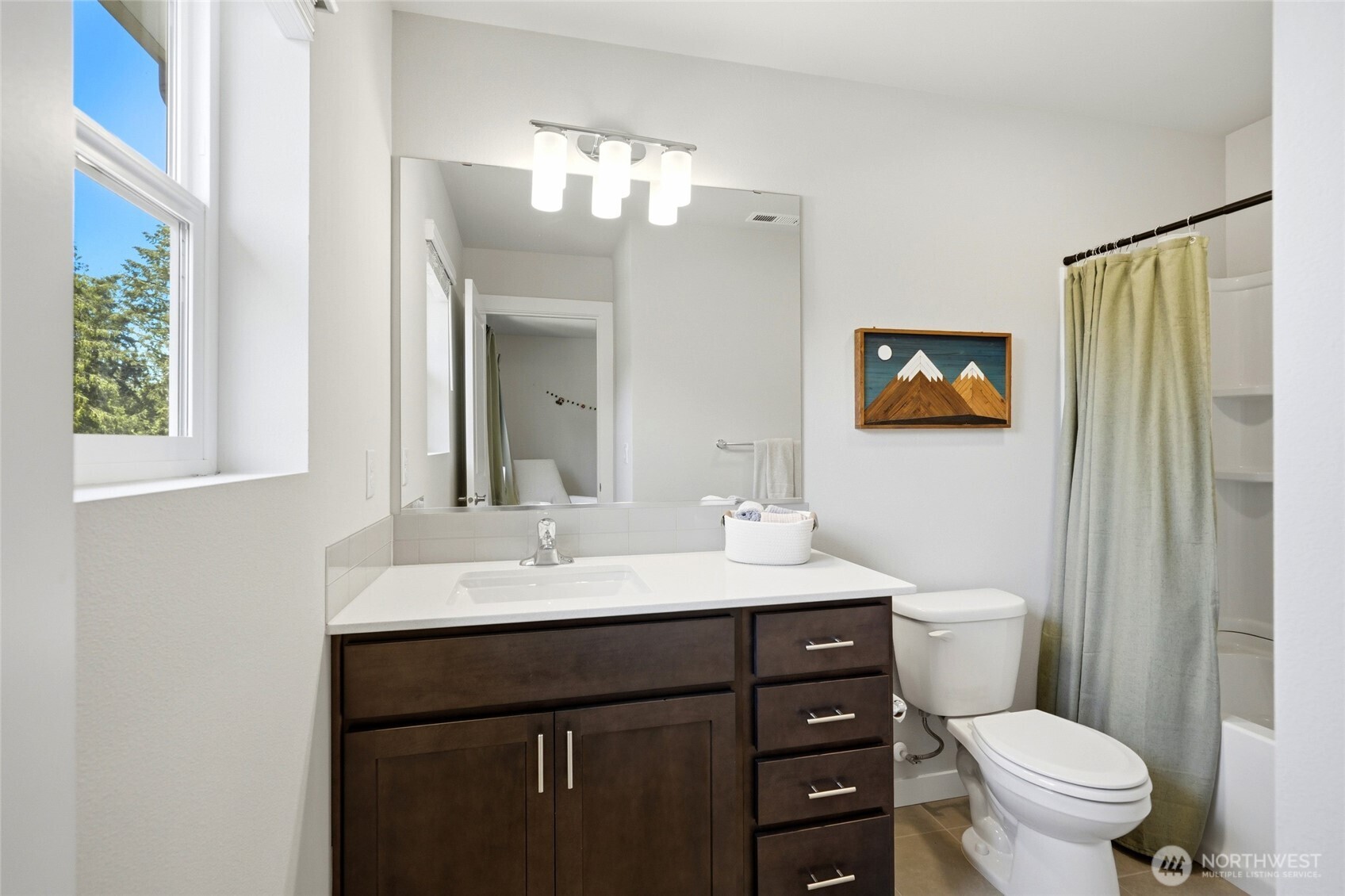 19414 35th Drive Southeast, Unit D Bothell, WA 98012 - Photo 24 of 37
