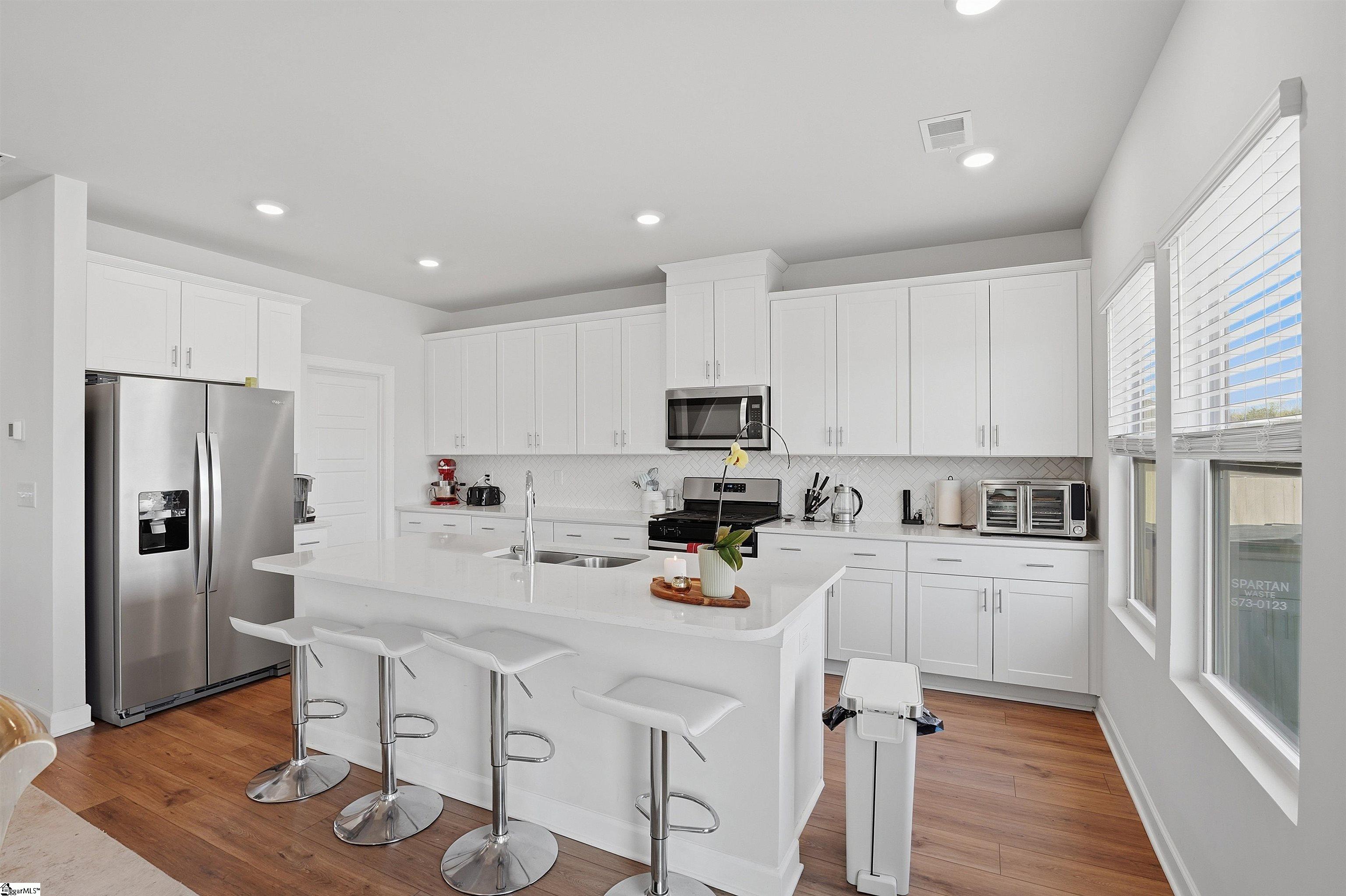 1720 Greenpath Lane Moore, SC 29369 - Photo 4 of 27