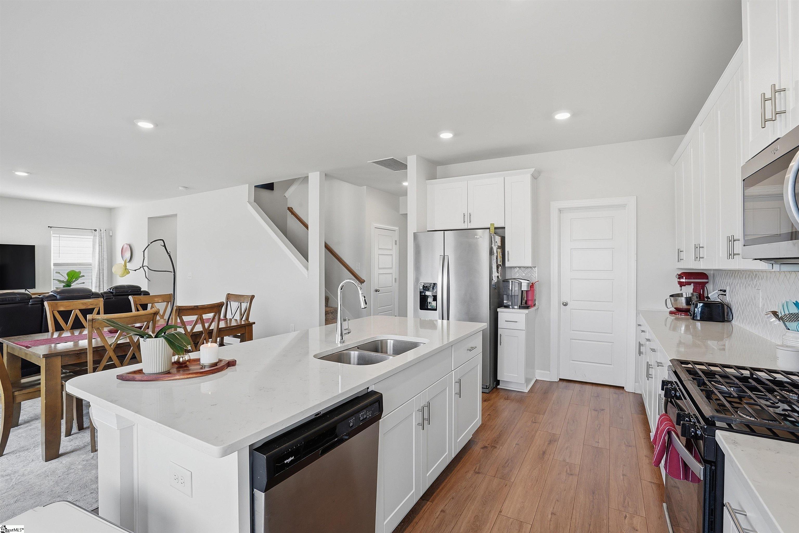 1720 Greenpath Lane Moore, SC 29369 - Photo 5 of 27