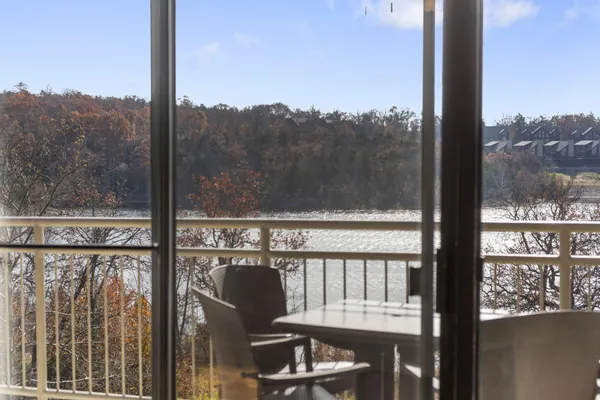 $279,000 | 302 Stillwater Trail, Unit 222, Branson, MO 65616