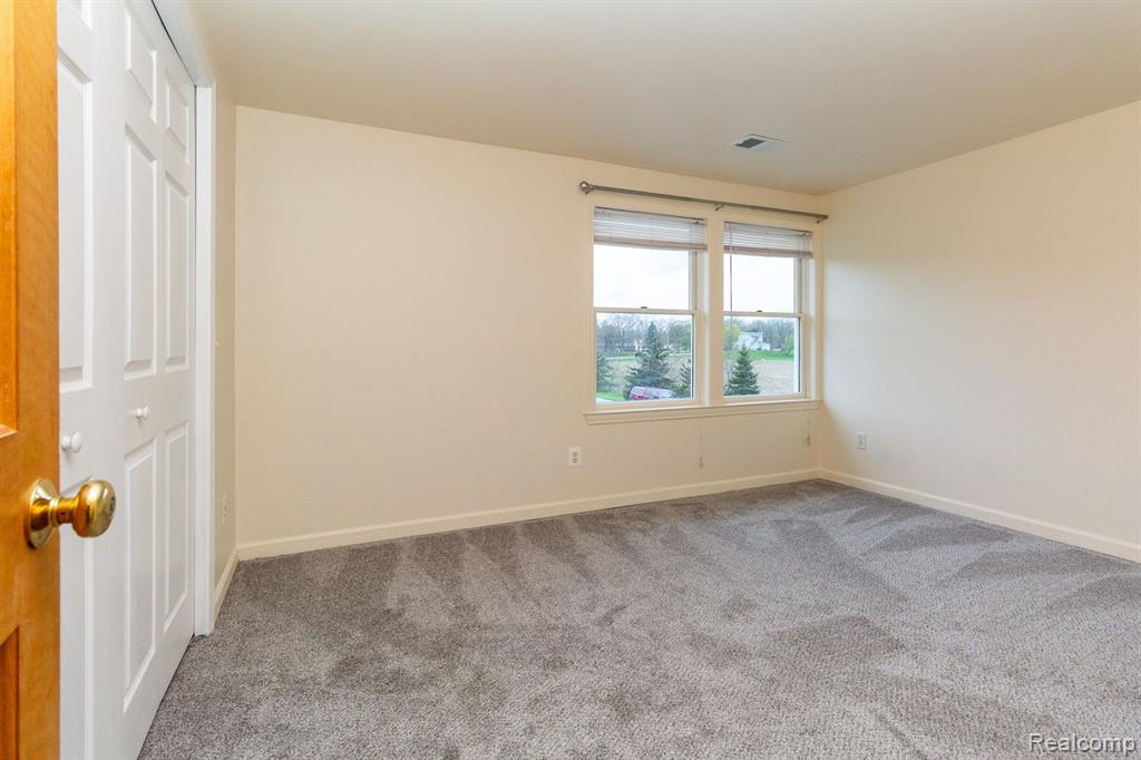 27469 Waltz Road New Boston, MI 48164 - Photo 30 of 60