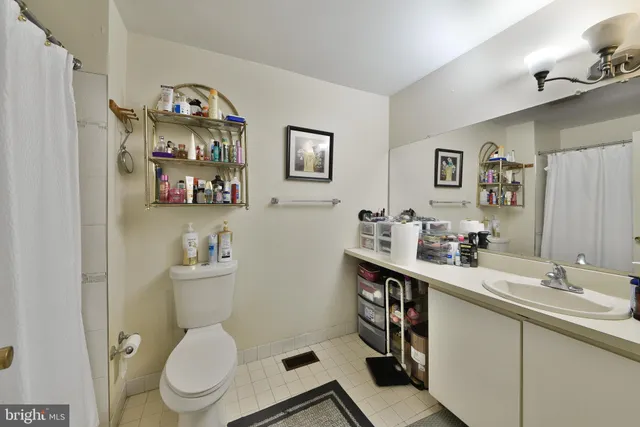 $350,000 | 100 Victoria Drive, Montgomeryville, PA 19446