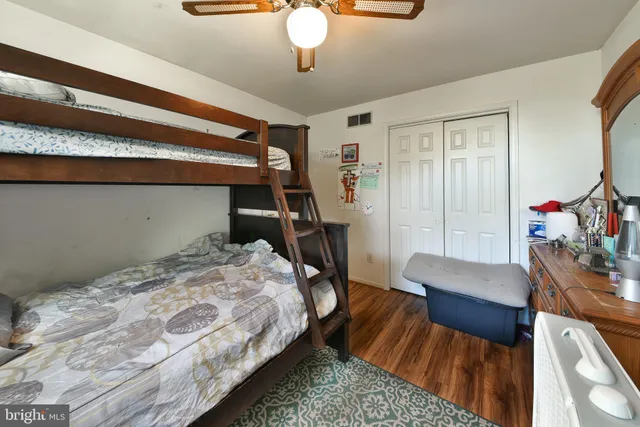 $350,000 | 100 Victoria Drive, Montgomeryville, PA 19446