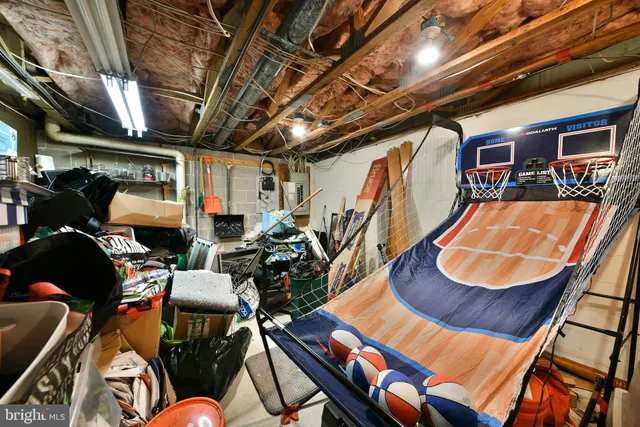 $350,000 | 100 Victoria Drive, Montgomeryville, PA 19446