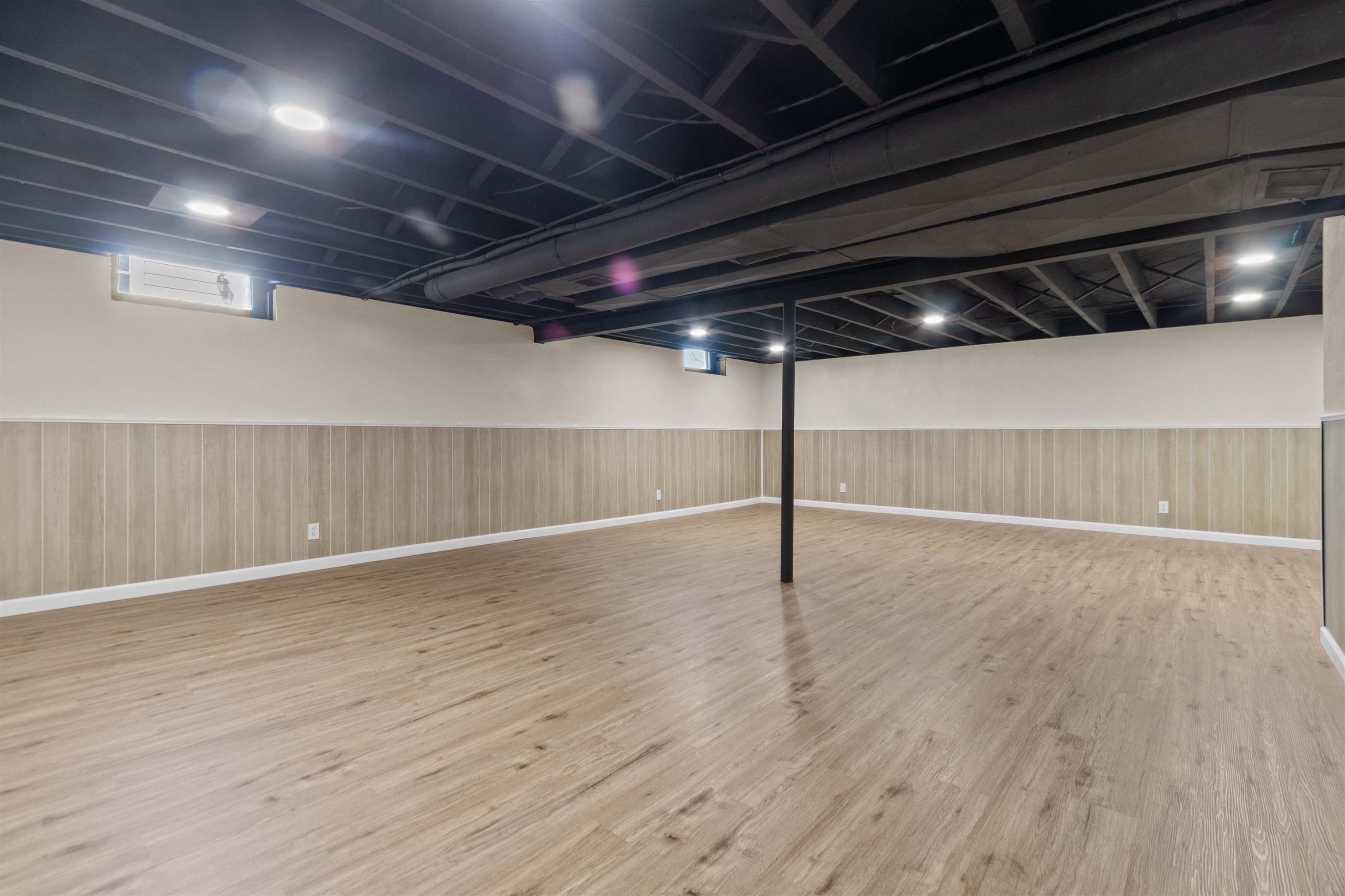 121 South Schaefer Street Appleton, WI 54915 - Photo 23 of 33