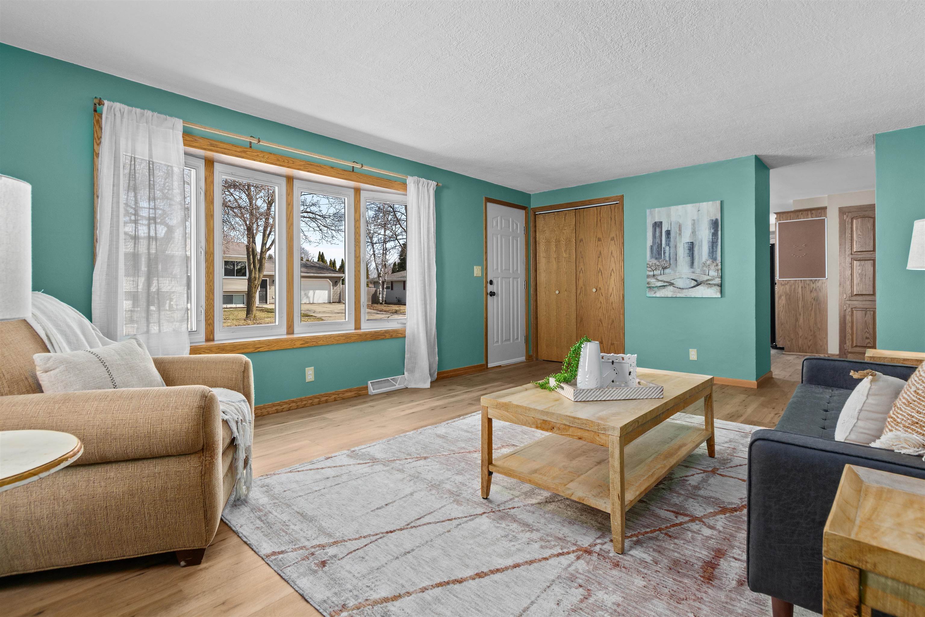 121 South Schaefer Street Appleton, WI 54915 - Photo 7 of 33