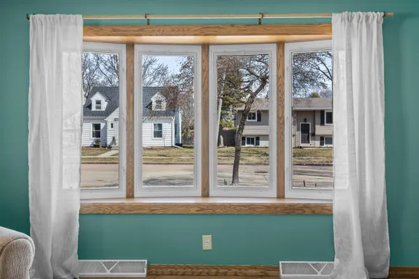 $275,000 | 121 South Schaefer Street, Appleton, WI 54915