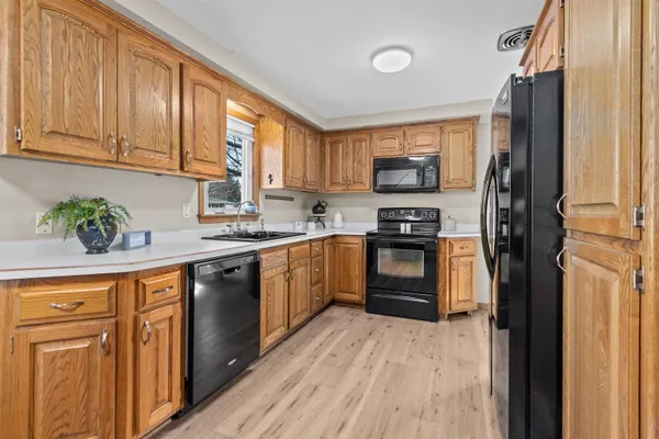 $275,000 | 121 South Schaefer Street, Appleton, WI 54915