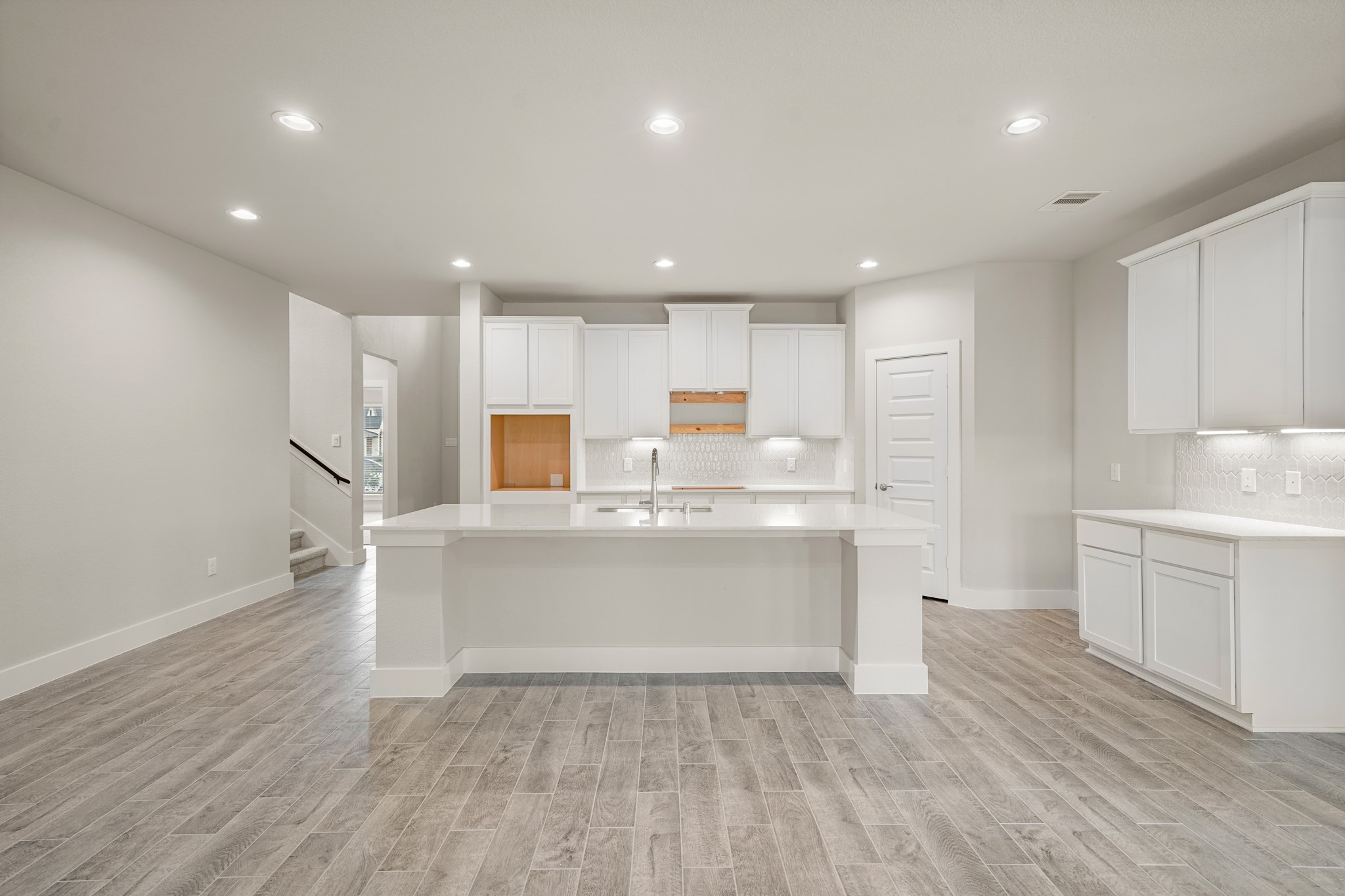 2025 Atlas Cedar Drive Conroe, TX 77301 - Photo 2 of 33