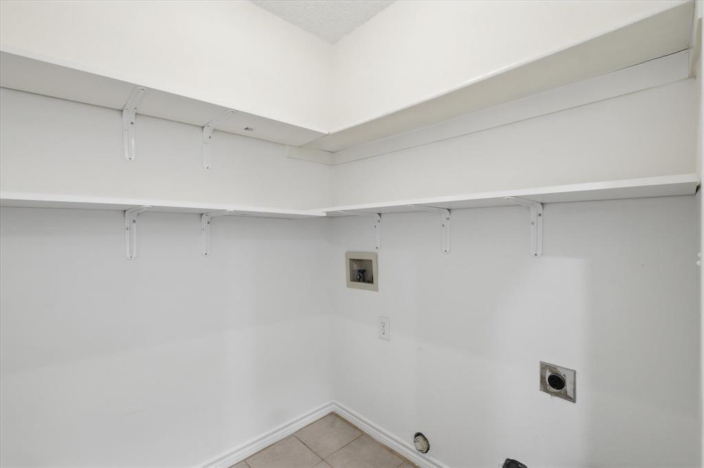 11313 Canoe Road Frisco, TX 75035 - Photo 35 of 40 Utility Room