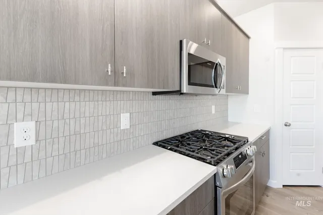 $549,990 | 1077 Woods Bog Avenue, Middleton, ID 83644