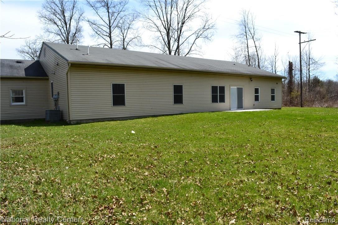 25354 Karr Road Belleville, MI 48111 - Photo 26 of 28 26.JPG