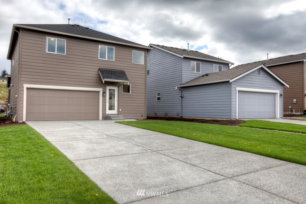 4734 Court R, Unit 2702 Tacoma, WA 98404 - Photo 2 of 14