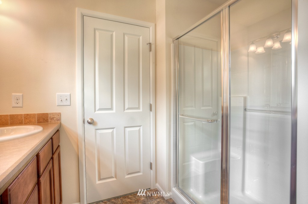 4734 Court R, Unit 2702 Tacoma, WA 98404 - Photo 11 of 14