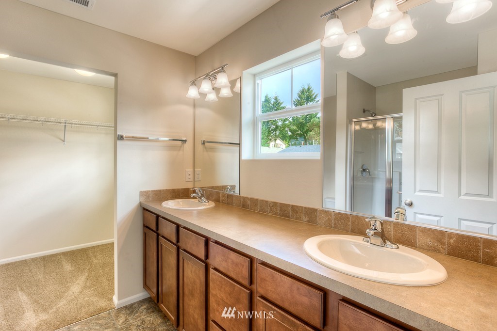 4734 Court R, Unit 2702 Tacoma, WA 98404 - Photo 10 of 14