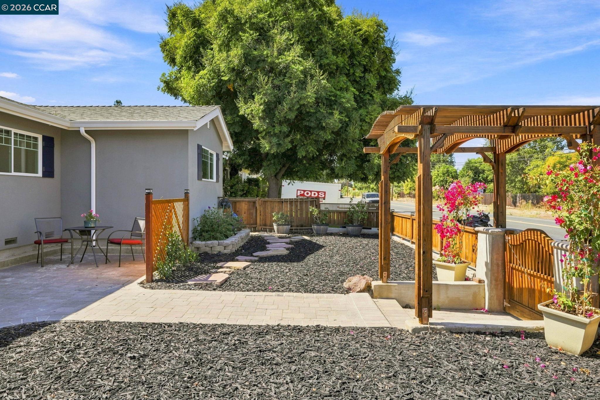 1704 Denkinger Road Concord, CA 94521 - Photo 12 of 72 Gallery Image 12