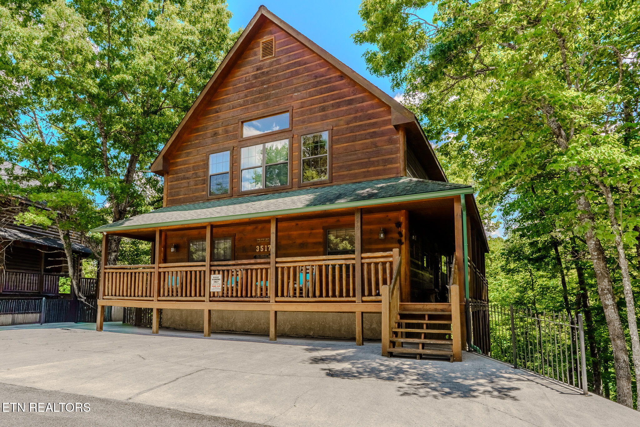3517 Sandridge Way Pigeon Forge, TN 37863 - Photo 2 of 56 13-web-or-mls-_DSC0093-HDR
