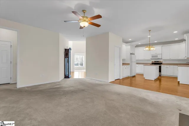 $465,000 | 1105 Farming Creek Drive, Simpsonville, SC 29680